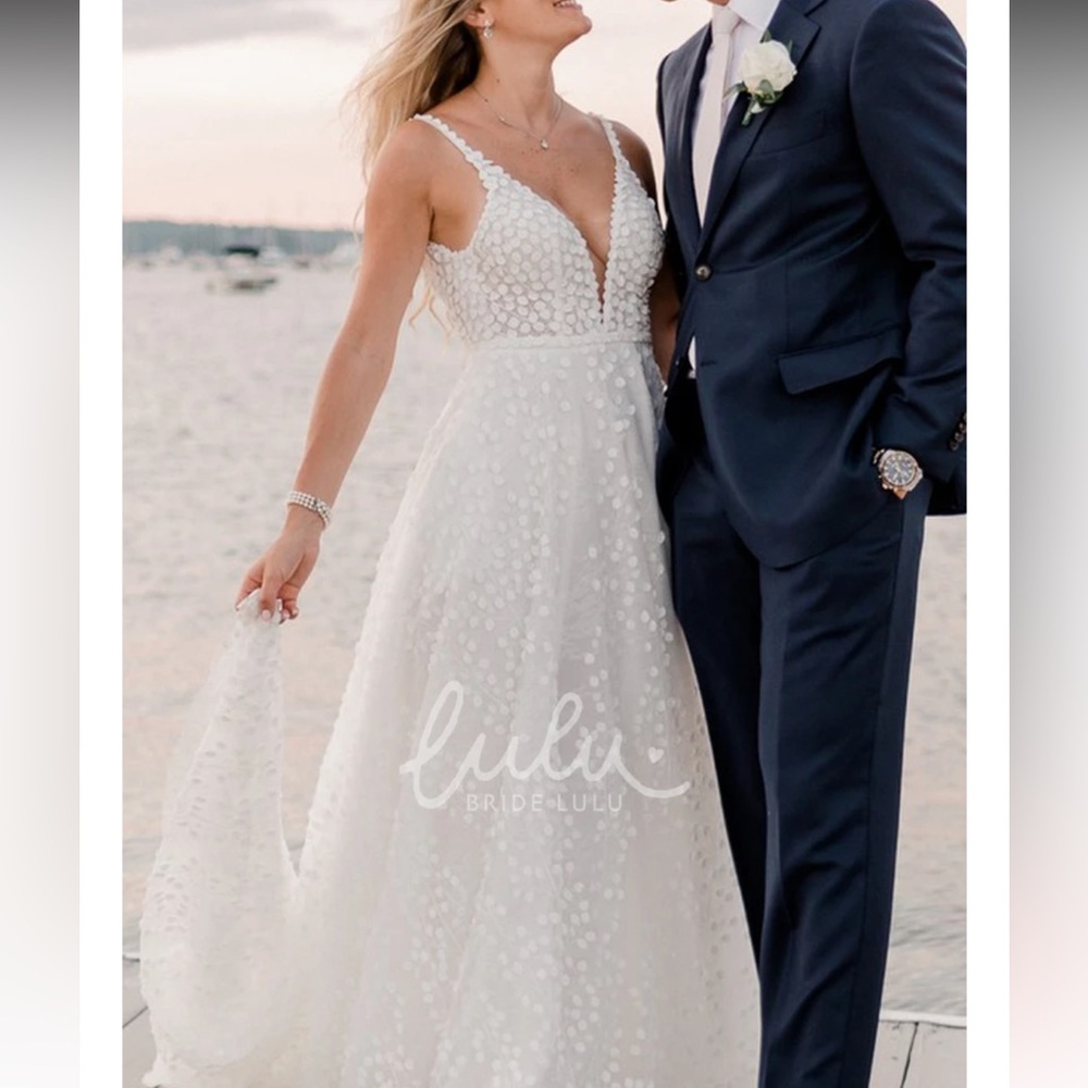 A-line wedding  dress